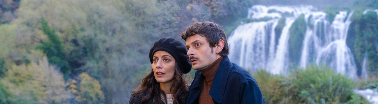 неидеальные попутчики. пассажир в машине.